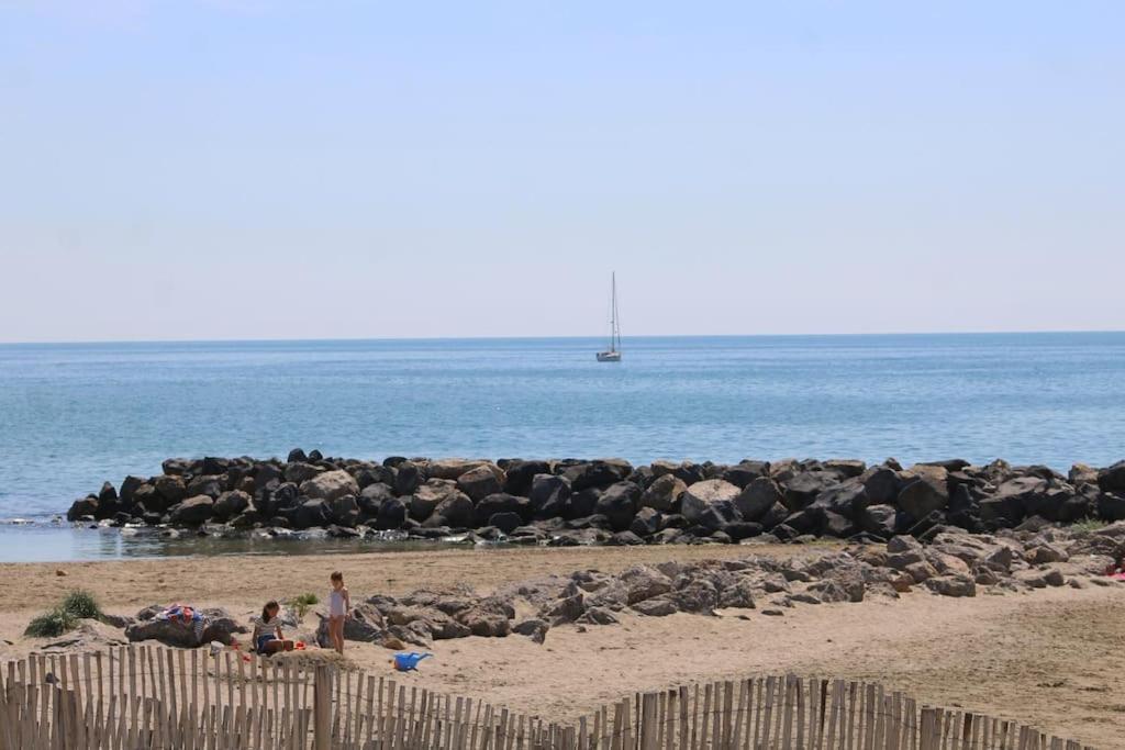 Confort Les Pieds Dans L'eau ! Clim / Parking