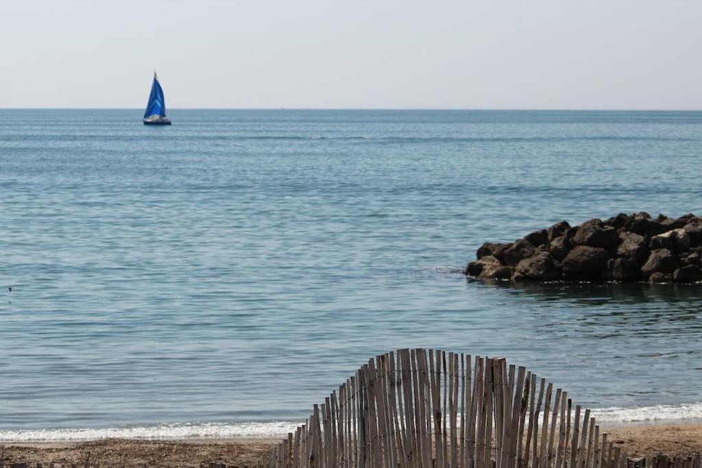Villa Confort Les Pieds Dans L'eau ! Clim / Parking Frontignan